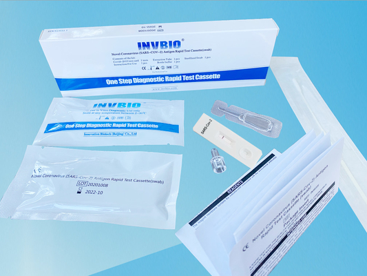 Un casete rápido de Kit Saliva Antigen Rapid Test del hogar de la prueba del antígeno del AG de Covid 19 del paso