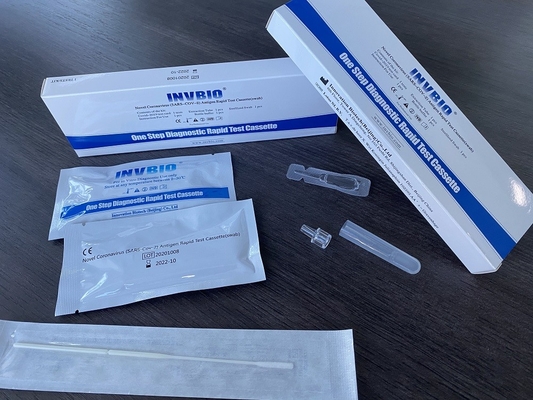 Un casete rápido de Kit Saliva Antigen Rapid Test del hogar de la prueba del antígeno del AG de Covid 19 del paso