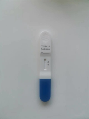 Una piruleta de la saliva del antígeno del AG de Covid 19 del paso